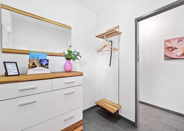 Apartment Ruhiges In Der Nähe Von Park Und Krankenhaus Mit Gratis Parkplatz